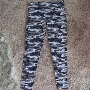 Pink VS - Grey Camo Leggings